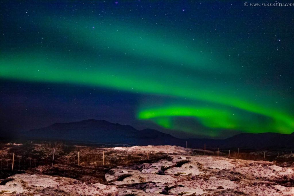 Northern Lights in the Icelandic countryside